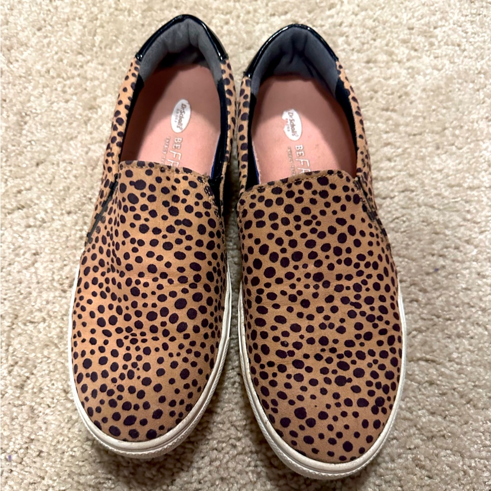 Leopard loafer shoes. Size 9